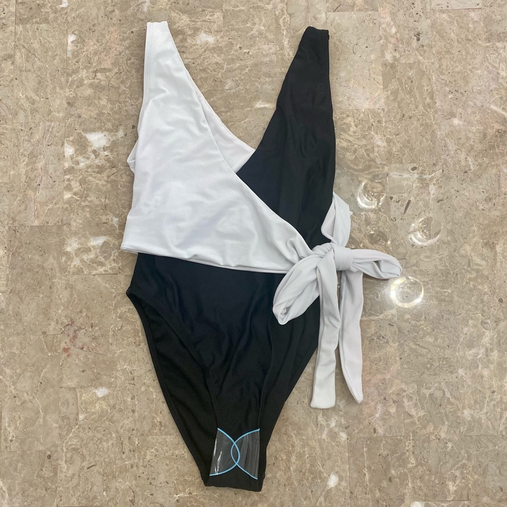 Black & White One Piece Wrap Swimsuit Size 4